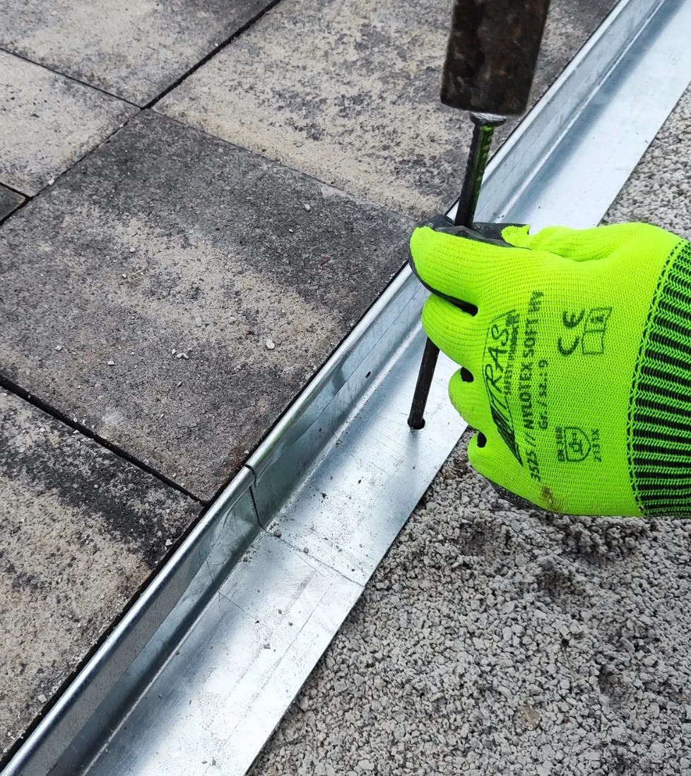 L-Verzinkte rasenkante 1mm – Bild 12